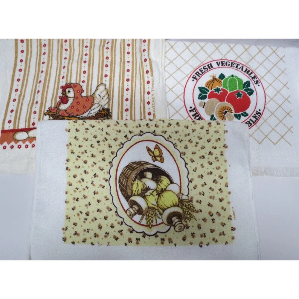 Lot of 3 Vintage Terry Kitchen Towels 1980s w/ Tags Mushroom, Chicken, Vegetable - Picture 1 of 16